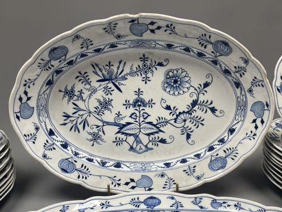 MEISSEN Pièces du service de table en porcelaine,...