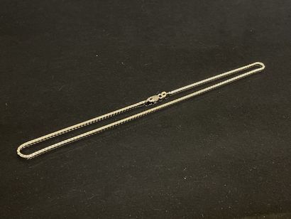 Chaine collier en or .
Or 750°/00.
L: 42...