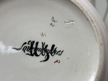 Table de toilette de poupée en pitchpin avec...