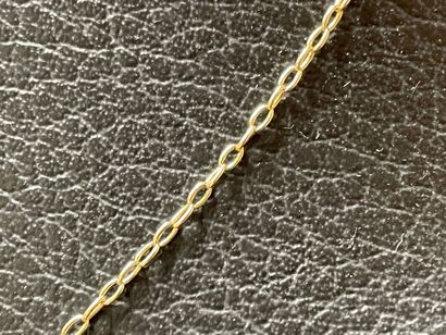 Gold chain. 750°/00
L: 
2,60 g