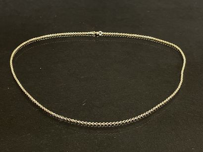 Chaine en or maille ronde.
Or 750°/00.
L:...