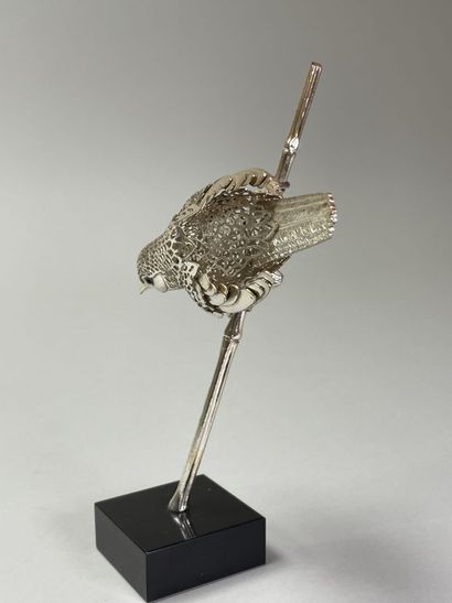 CHRISTOFLE
Statuette en métal argenté ajouré,...