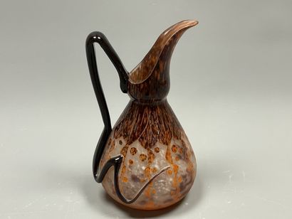Le Verre Français
Grand pichet en verre marbré...