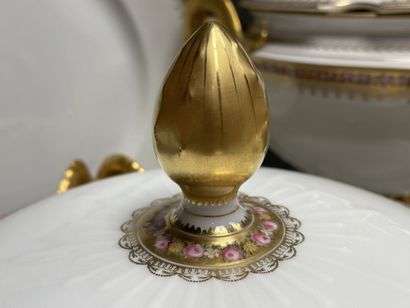 ROSENTHAL
Partie de service de tabel en porcelaine...