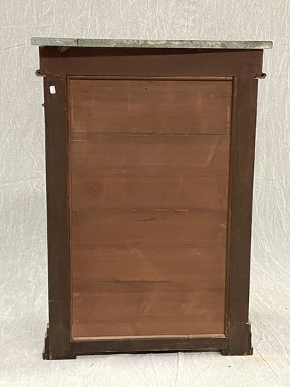 Console demi lune en placage d'acajou, et...