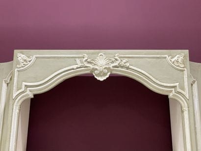 Wooden library carved lacquered wood.
Louis...