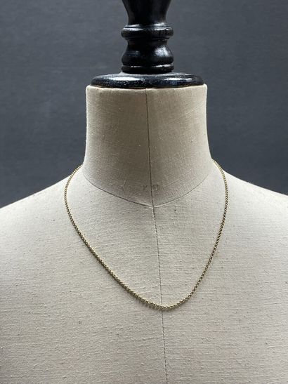 Chaine en or maille ronde.
Or 750°/00.
L:...