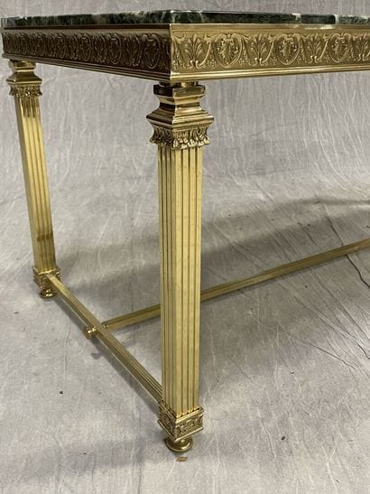 Table basse rectangulaire en bronze à entretoise,...