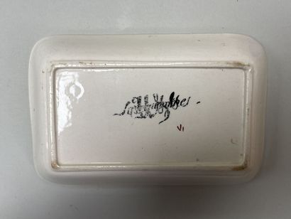 Table de toilette de poupée en pitchpin avec...