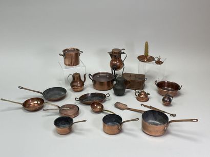 Ensemble de batterie de cuisine de poupée...