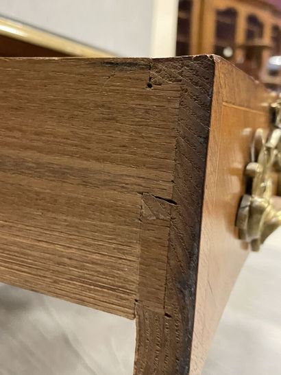 Flat desk in frieze of satin and rosewood,...