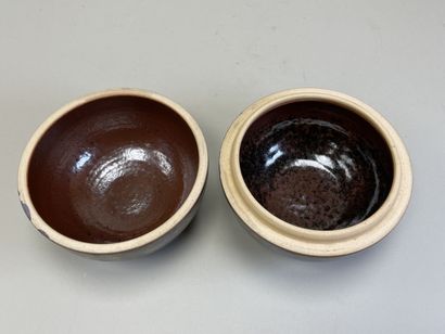 Paul BADIE (Born in 1945). 
Round box in...