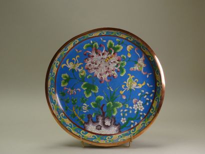 Large round bronze and cloisonné dish.
Japan...