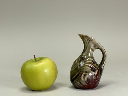 Pierre-Adrien DALPAYRAT (1844 - 1910)
Vase...