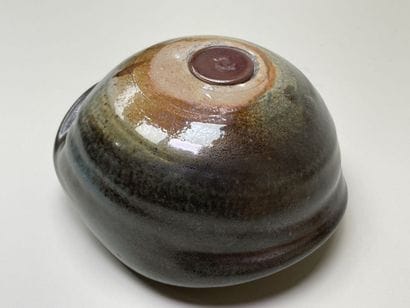 Gérald POTT (1936-) 
Two stoneware pebbles,...