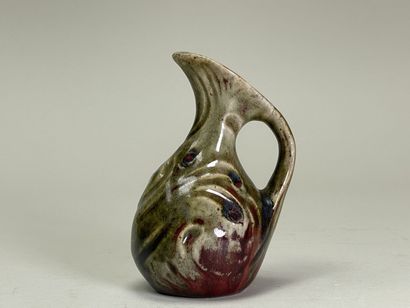 Pierre-Adrien DALPAYRAT (1844 - 1910)
Vase...