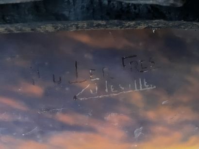 MULLER frères.
Lustre en fer forgé souligné...