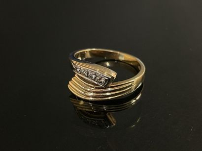 Gold and diamond ring. Gold750°/00
TDD
3,54...
