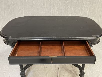 Table in black lacquered wood, for living...