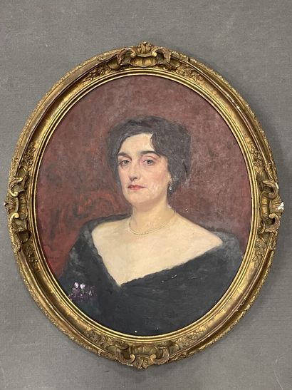 Gaston BOUCART (1878-1962)
Portrait d'élégante.
huile...