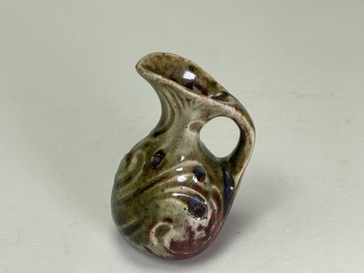 Pierre-Adrien DALPAYRAT (1844 - 1910)
Vase...