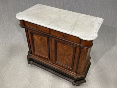 Buffet with two doors and two drawers, in...