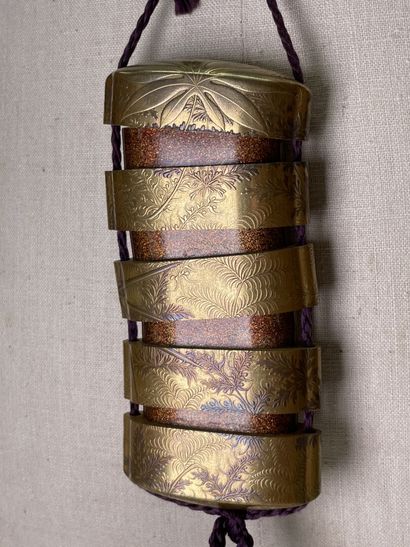 Inro in lacquered wood with four compartments...