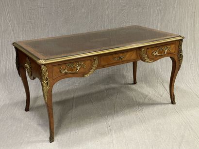 Flat desk in frieze of satin and rosewood,...