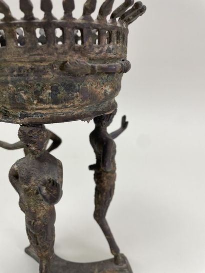 Brazier of Pompeii: athenienne tripod supported...