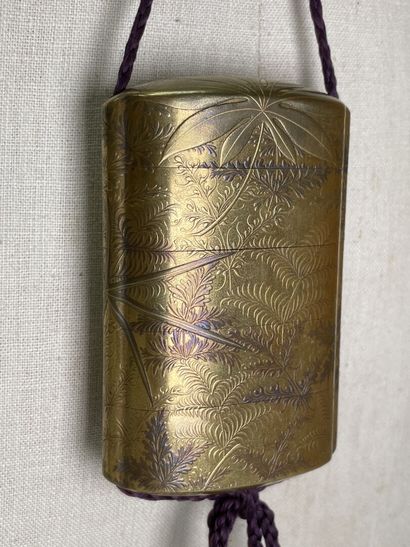 Inro in lacquered wood with four compartments...