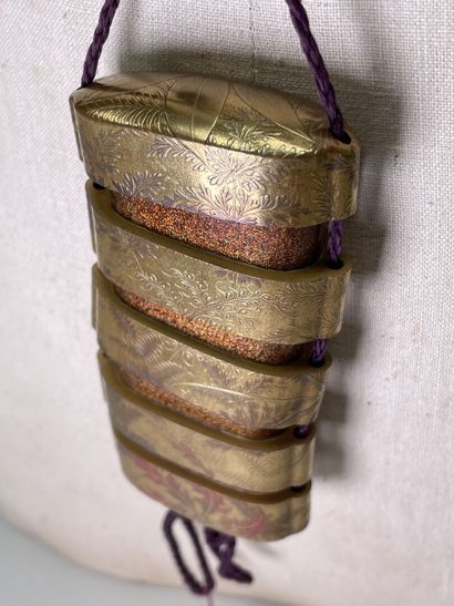 Inro in lacquered wood with four compartments...