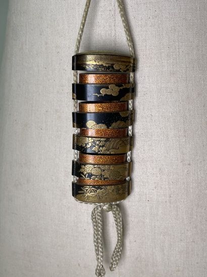 Lacquered wood inro with five compartments....