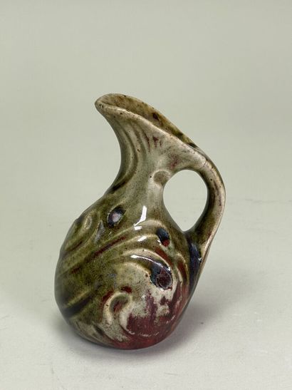 Pierre-Adrien DALPAYRAT (1844 - 1910)
Vase...