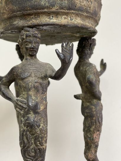 Brazier of Pompeii: athenienne tripod supported...