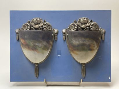 MULLER Frère Luneville.
Paire d'appliques...