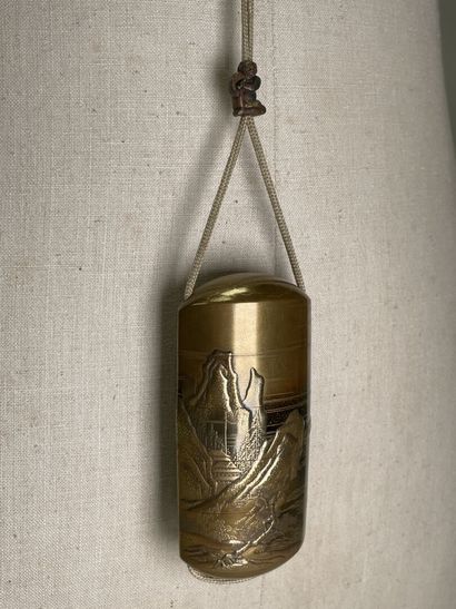 Inro with four boxes gilded lacquer said...