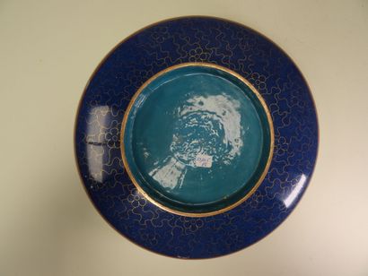 Large round bronze and cloisonné dish.
Japan...