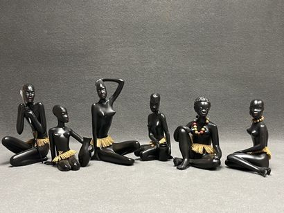 Ensemble de sculptures en céramique, représentant...