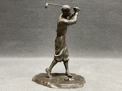 GOLF: Regula sculpture with patina.
Height:...