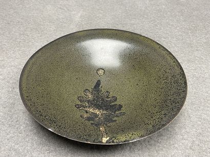 Jean GIREL (1947). 
Ceramic plate
H. 3.5...