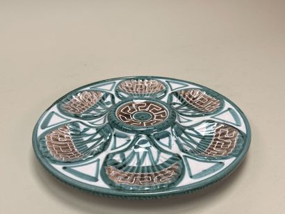 Robert PICAULT (1919-2000). 
Dish and two...