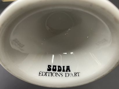 Ensemble de vaisselle porcelaine avec décor...