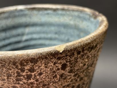 ACCOLAY
Grand vase en céramique à décor de...