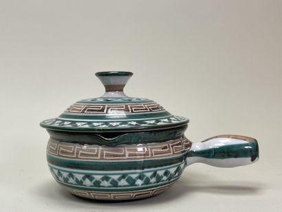 Robert PICAULT (1919-2000)
Two saucepans,...