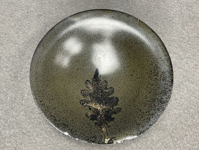 Jean GIREL (1947). 
Ceramic plate
H. 3.5...
