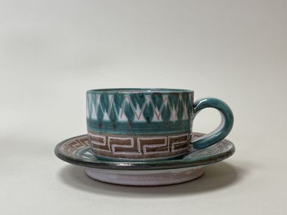 Robert PICAULT (1919-2000). 
Part of a coffee...