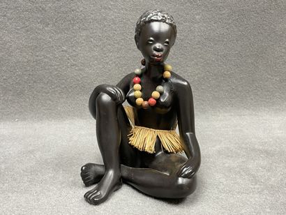 Ensemble de sculptures en céramique, représentant...