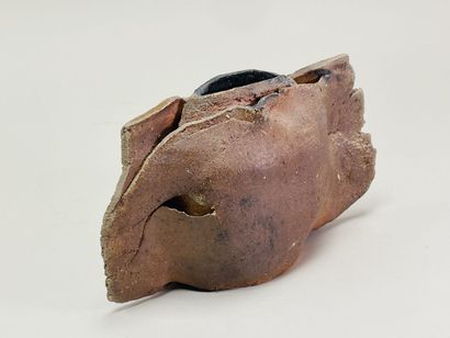 Gérard BROSSARD (né 1950
Vase en grès. 
13...