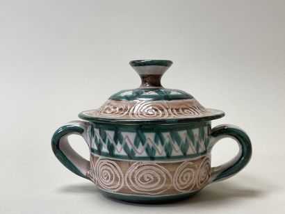 Robert PICAULT (1919-2000). 
Part of a coffee...