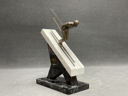 The skier. 
Sculpture in patinated bronze...